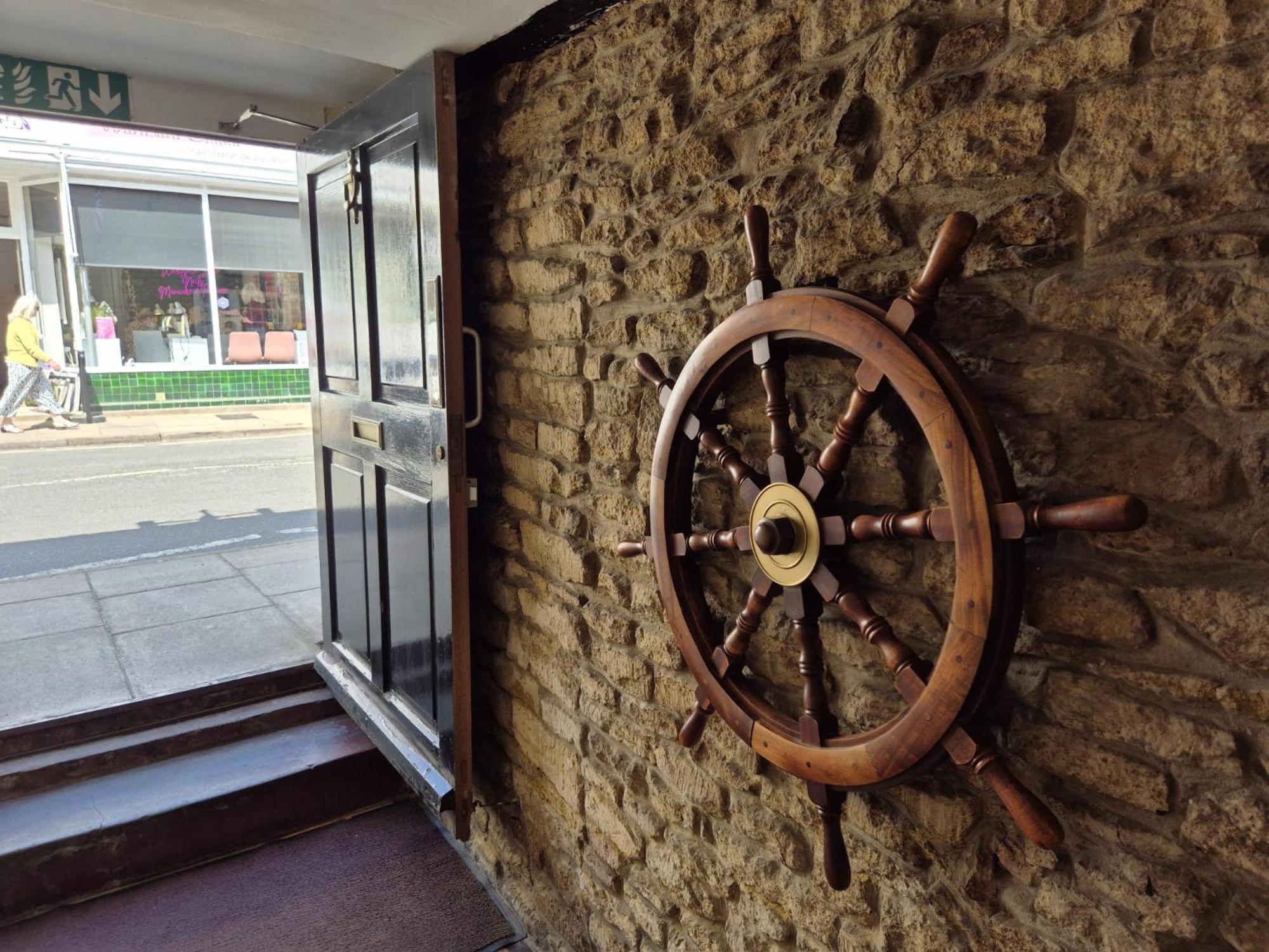 The Ship Inn Oundle Exterior foto