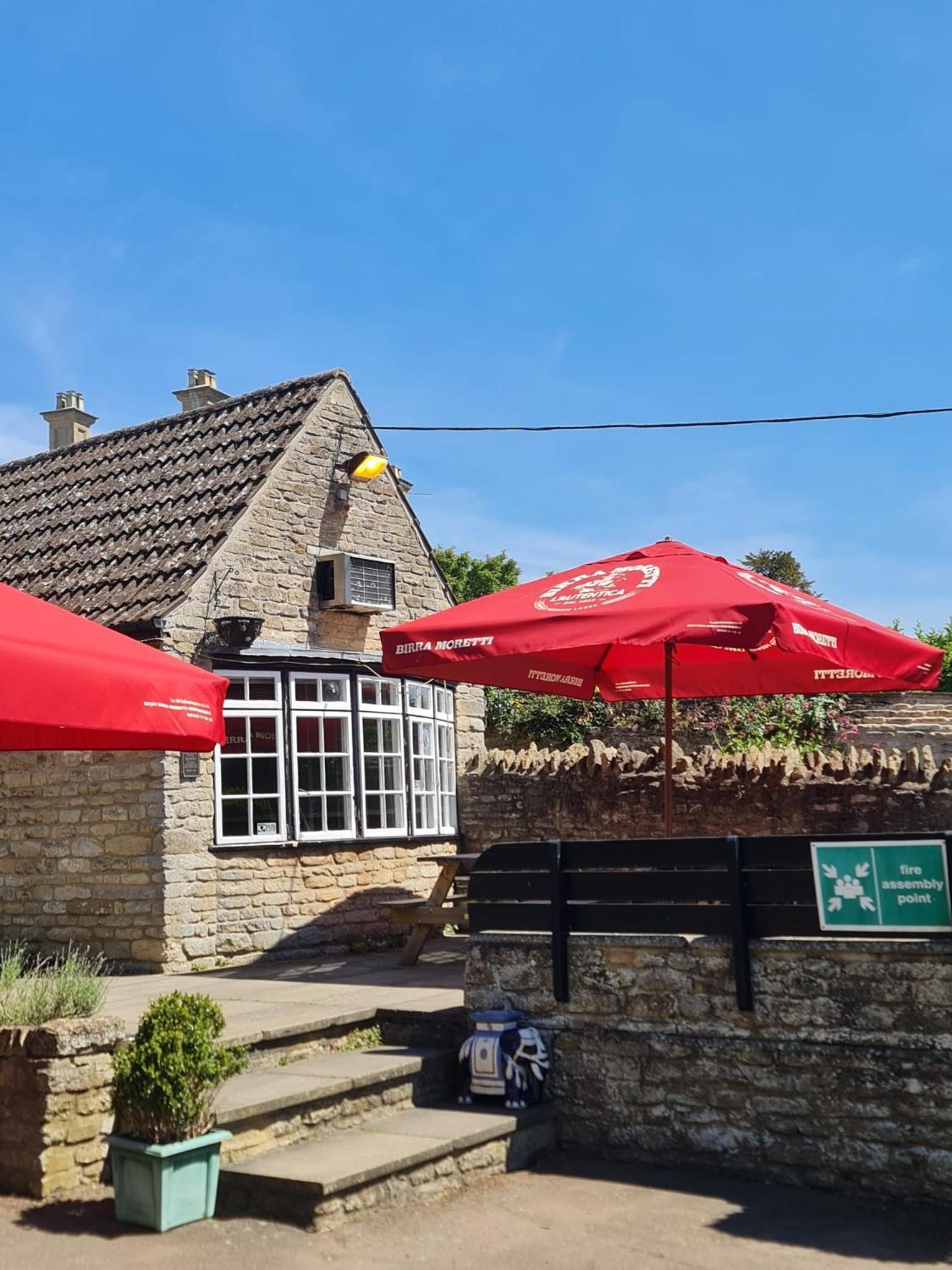 The Ship Inn Oundle Exterior foto